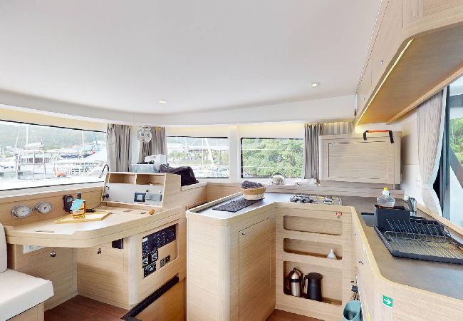 Barco en Saint Barthélemy - Catamaran Lagoon 42 Croisière avec Skipper SB Barco en Saint Barthélemy - Catamaran Lagoon 42 Croisière avec Skipper SB