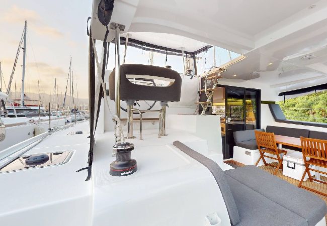 Barco en Saint Barthélemy - Catamaran Lagoon 42 Croisière avec Skipper SB Barco en Saint Barthélemy - Catamaran Lagoon 42 Croisière avec Skipper SB