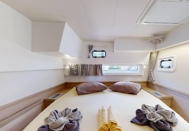 Barco en Saint Barthélemy - Catamaran Lagoon 42 Croisière avec Skipper SB Barco en Saint Barthélemy - Catamaran Lagoon 42 Croisière avec Skipper SB