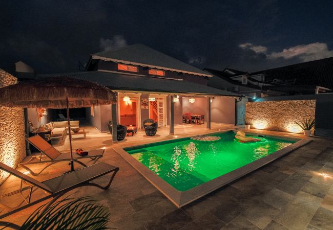 Villa en Sainte-Anne - Villa L'Or de Belfond - Piscine & Plage à Pied Villa en Sainte-Anne - Villa L'Or de Belfond - Piscine & Plage à Pied