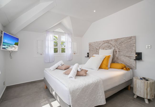 Villa en Sainte-Anne - Villa L'Or de Belfond - Piscine & Plage à Pied Villa en Sainte-Anne - Villa L'Or de Belfond - Piscine & Plage à Pied