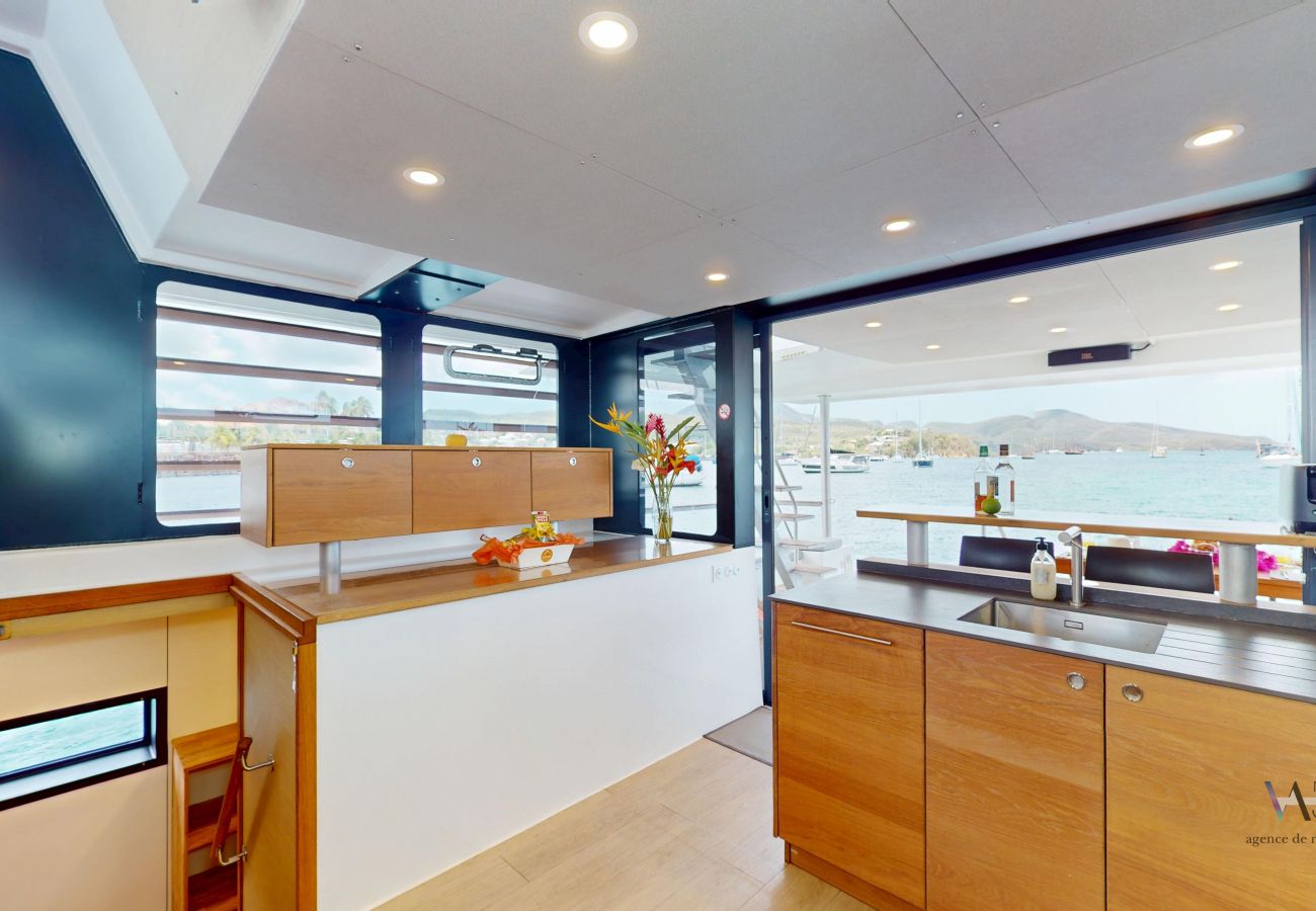 Casa en Les Trois-Ilets - STAY-Ô Lodge flottant avec spa et vue 360