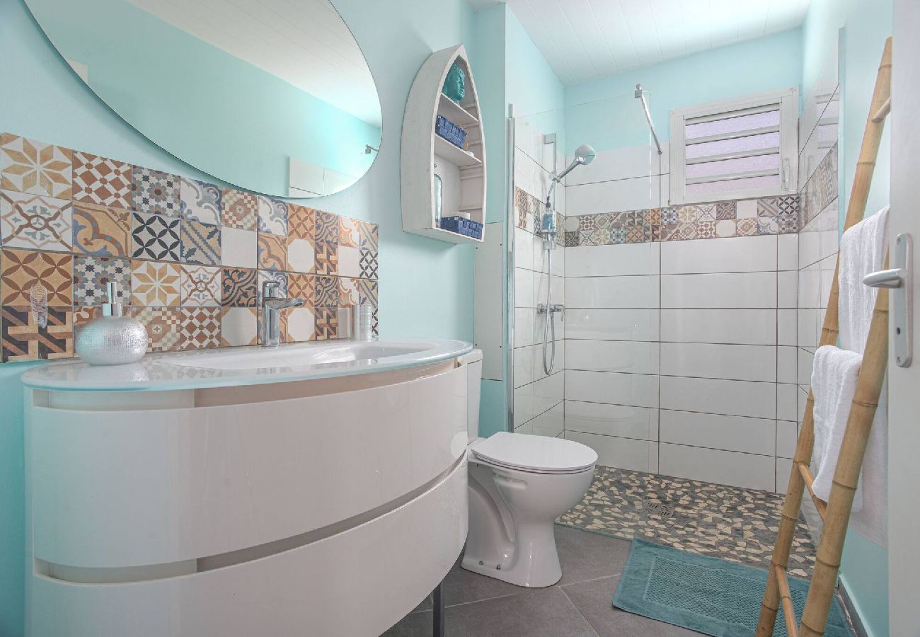 Bungalow a Rivière-Salée - 2 Bungalows avec 2 Piscines : Vue Mer (Bleu & Oge)