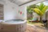 Villa à Le Robert - Coconut Bay House avec Piscine et Jacuzzi