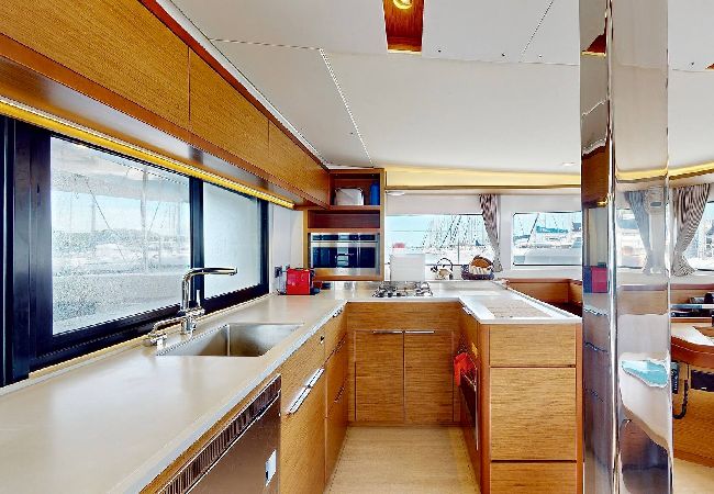 Barco em Saint Barthélemy - Catamaran Lagoon 46 Croisière avec Skipper SB Barco em Saint Barthélemy - Catamaran Lagoon 46 Croisière avec Skipper SB