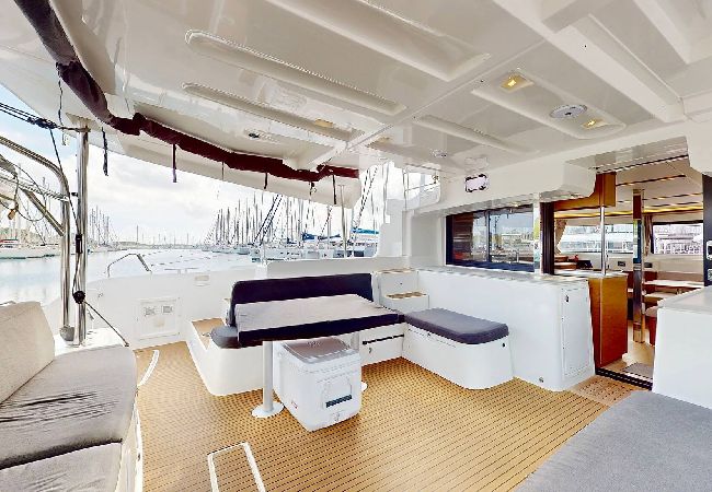 Barco em Saint Barthélemy - Catamaran Lagoon 46 Croisière avec Skipper SB Barco em Saint Barthélemy - Catamaran Lagoon 46 Croisière avec Skipper SB