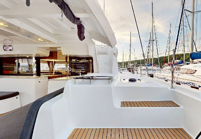 Barco em Saint Barthélemy - Catamaran Lagoon 46 Croisière avec Skipper SB Barco em Saint Barthélemy - Catamaran Lagoon 46 Croisière avec Skipper SB