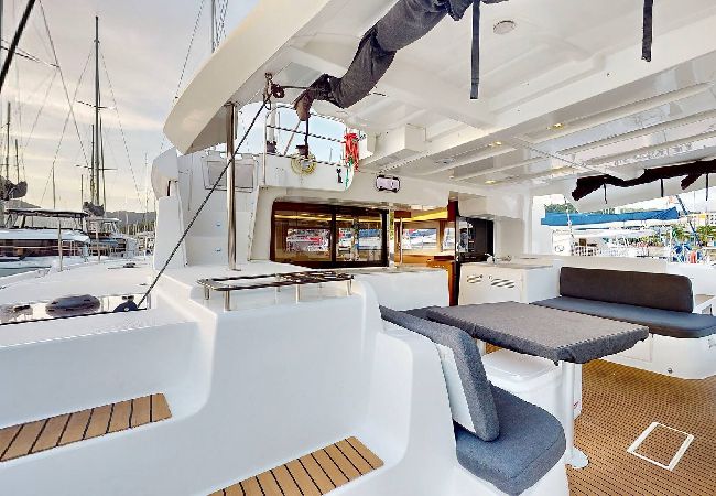 Barco em Saint Barthélemy - Catamaran Lagoon 46 Croisière avec Skipper SB Barco em Saint Barthélemy - Catamaran Lagoon 46 Croisière avec Skipper SB