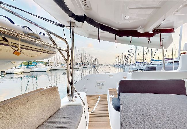 Barco em Saint Barthélemy - Catamaran Lagoon 46 Croisière avec Skipper SB Barco em Saint Barthélemy - Catamaran Lagoon 46 Croisière avec Skipper SB