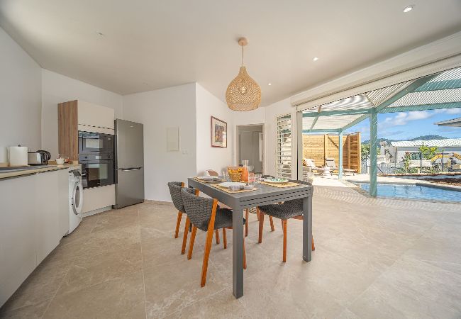 Villa em Sainte-Luce - Villa de Charme: Piscine, Plage à 5 min Villa em Sainte-Luce - Villa de Charme: Piscine, Plage à 5 min