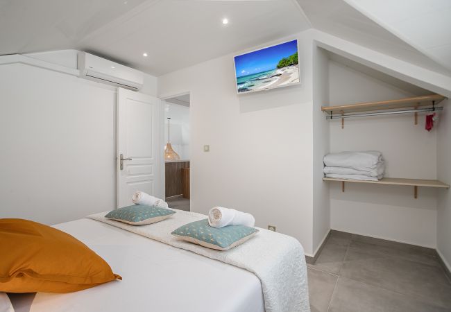 Villa em Sainte-Anne - Villa L'Or de Belfond - Piscine & Plage à Pied Villa em Sainte-Anne - Villa L'Or de Belfond - Piscine & Plage à Pied