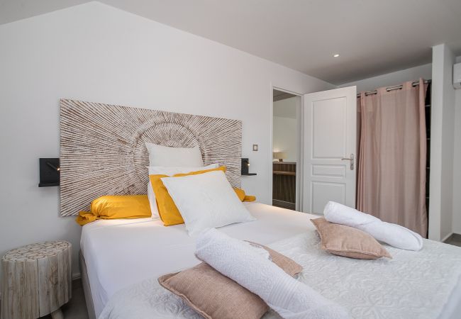 Villa em Sainte-Anne - Villa L'Or de Belfond - Piscine & Plage à Pied Villa em Sainte-Anne - Villa L'Or de Belfond - Piscine & Plage à Pied