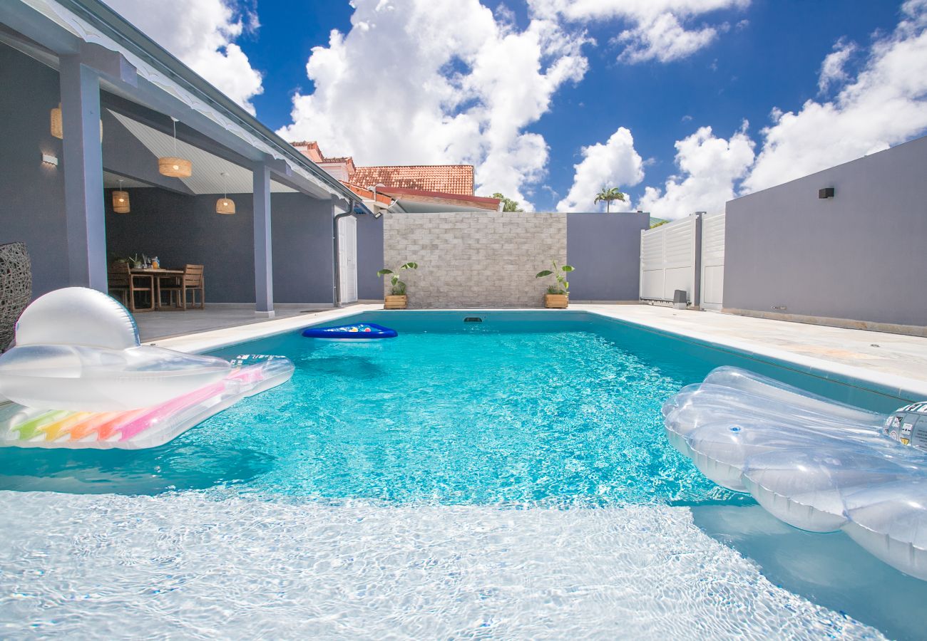 Villa in Sainte-Anne - Villa L'Or de Belfond - Piscine & Plage à Pied